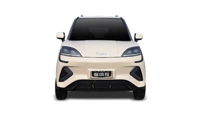 Полузатворен електрически четириколесен автомобил